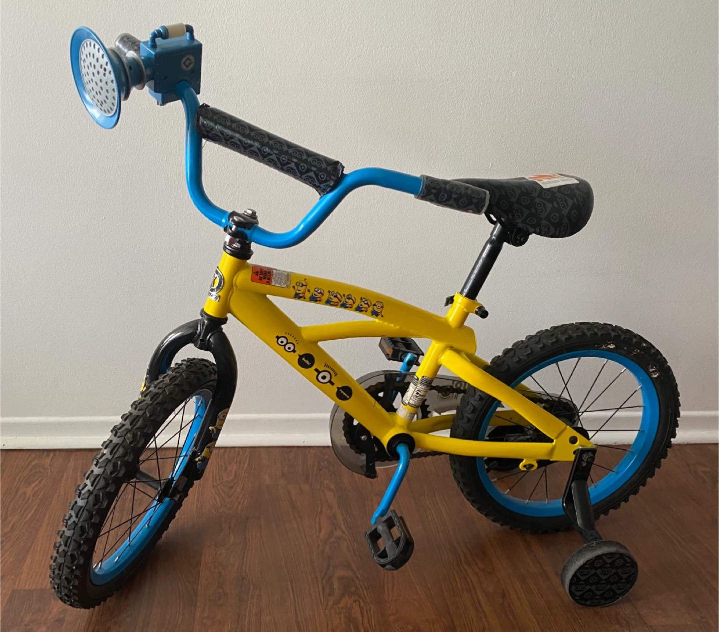 Despicable Me Minions 16 inch Kids' Bike - photo 3