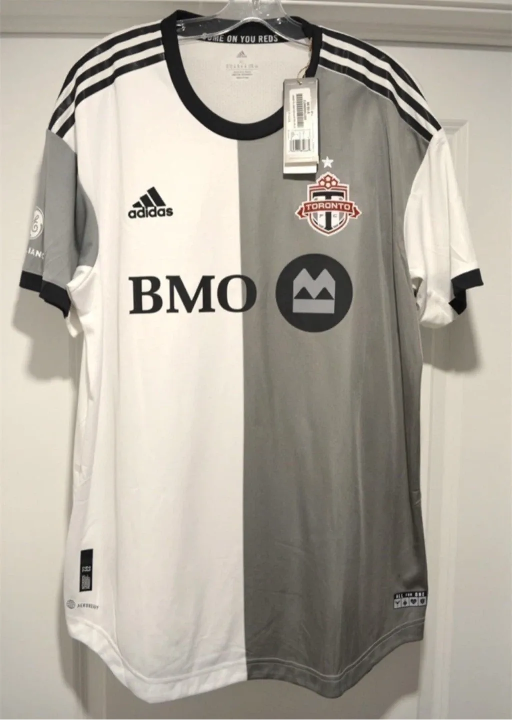 New Adidas Toronto FC 2022 Away Jersey - 2XL