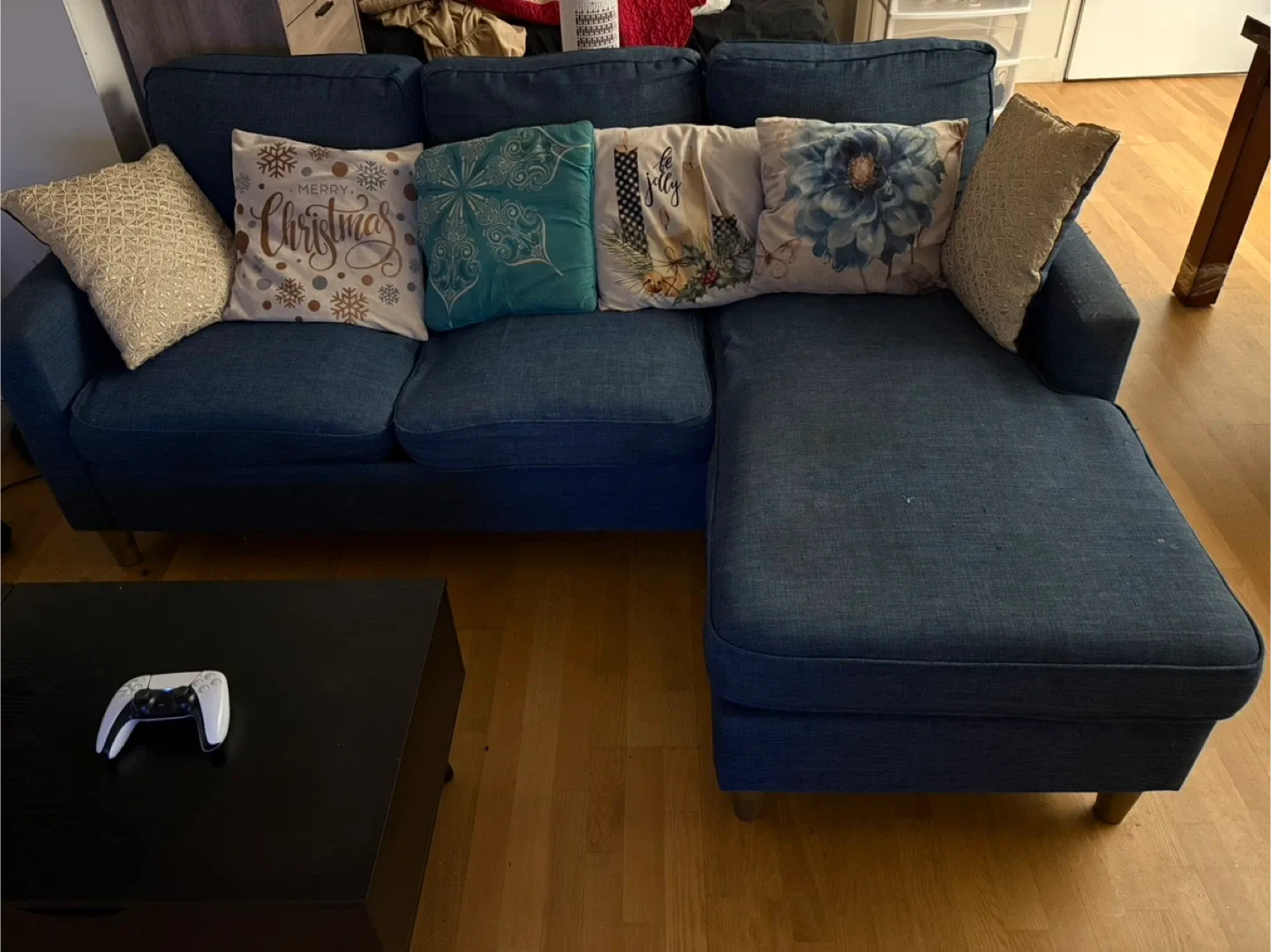 Blue Sectional Sofa with Chaise Lounge image indicator(4)