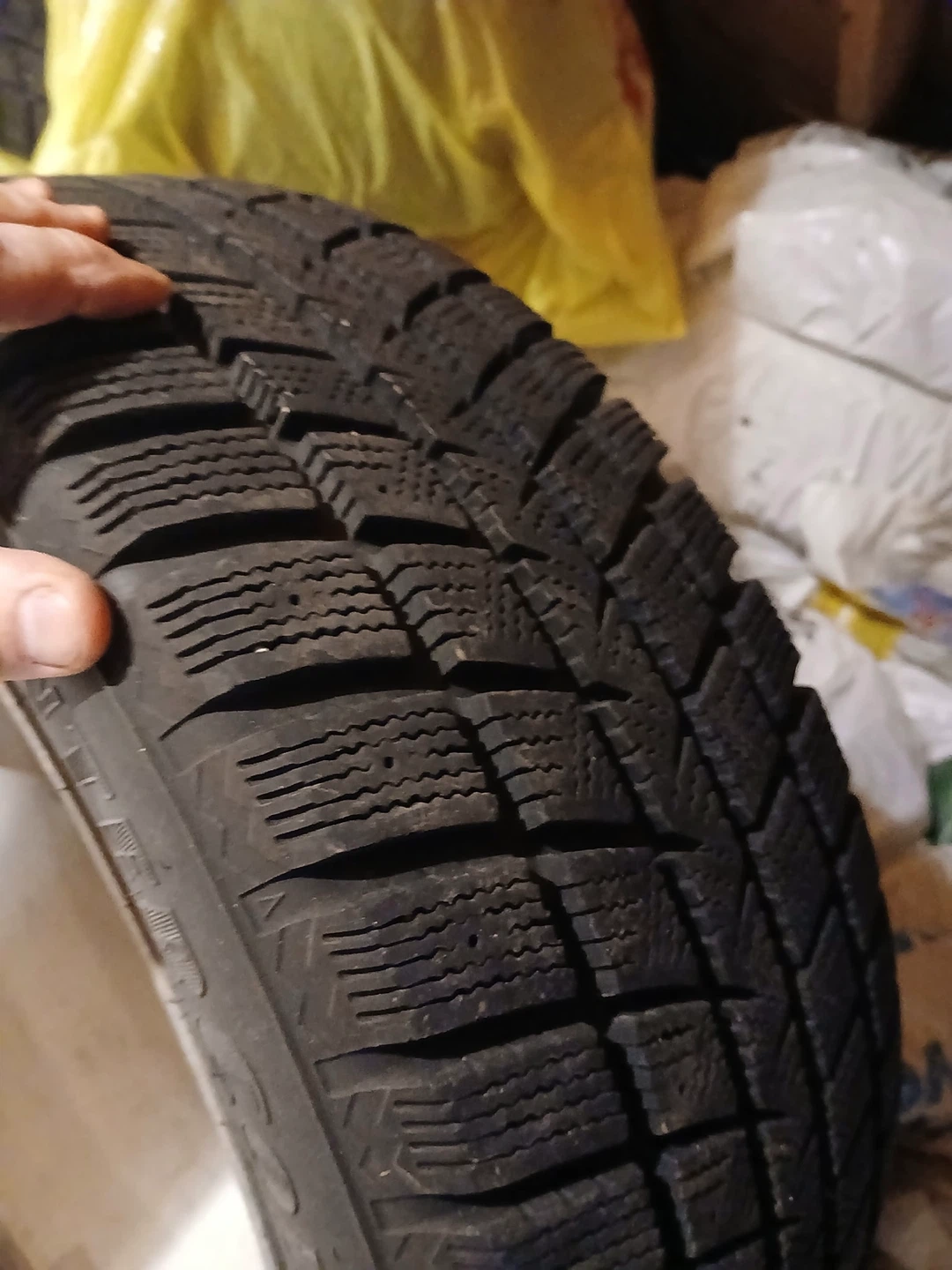WinterCommand 215/55R16 97T Tires - photo 2