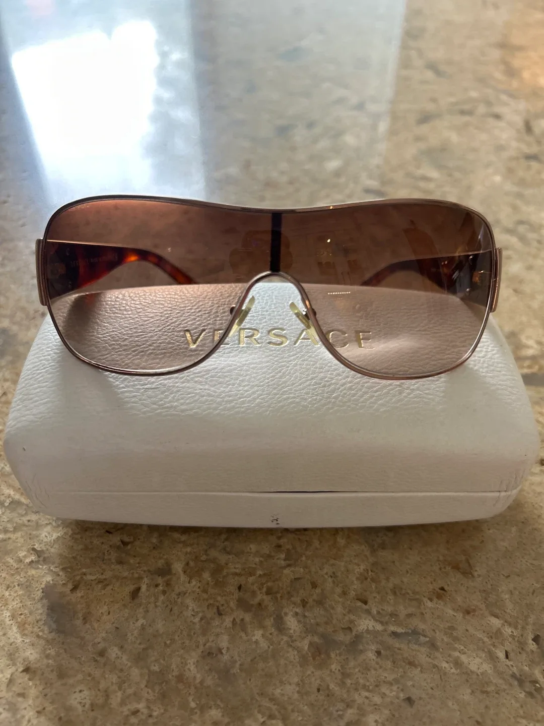 Versace Sunglasses image indicator(2)