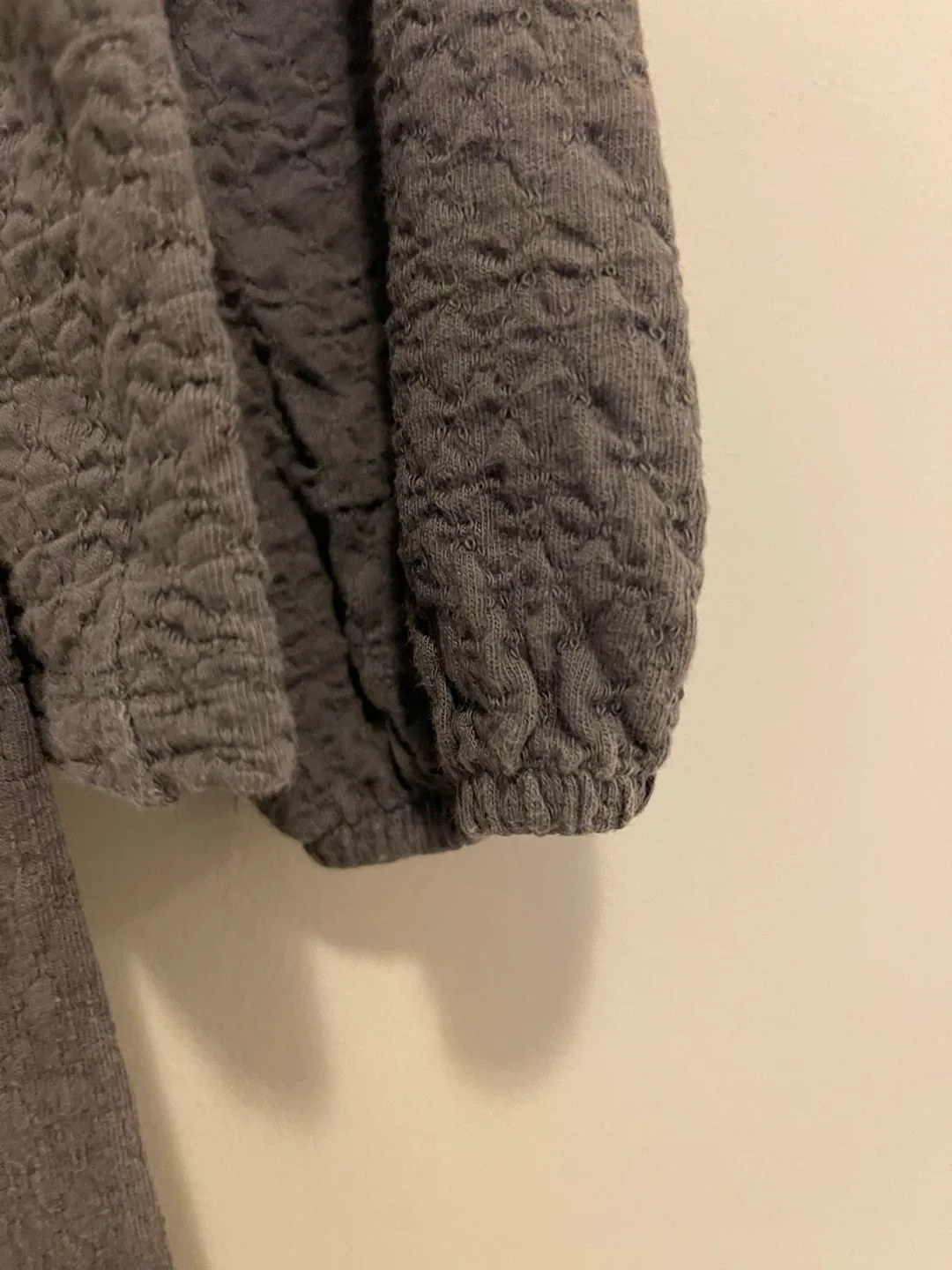 BUNDLE ZARA KIDS TOP & PANT SIZE 4/5 & 5/6 image indicator(8)