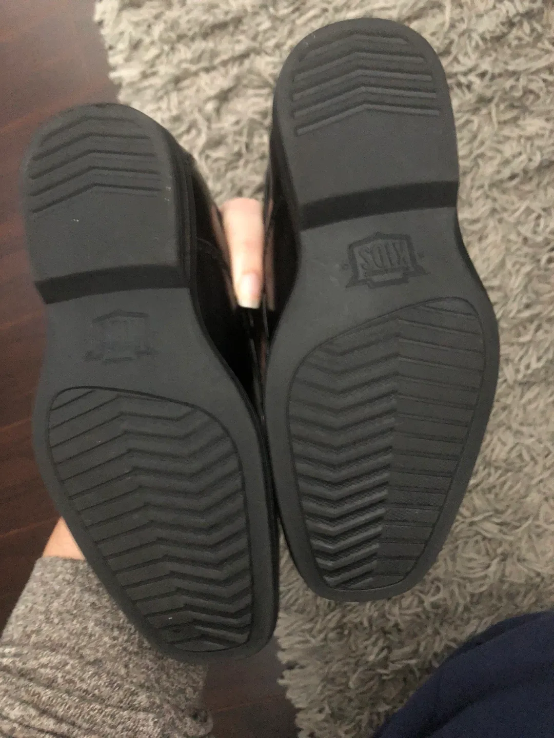 Florsheim Kids Black Dress Shoes Size 12.5 image indicator(9)