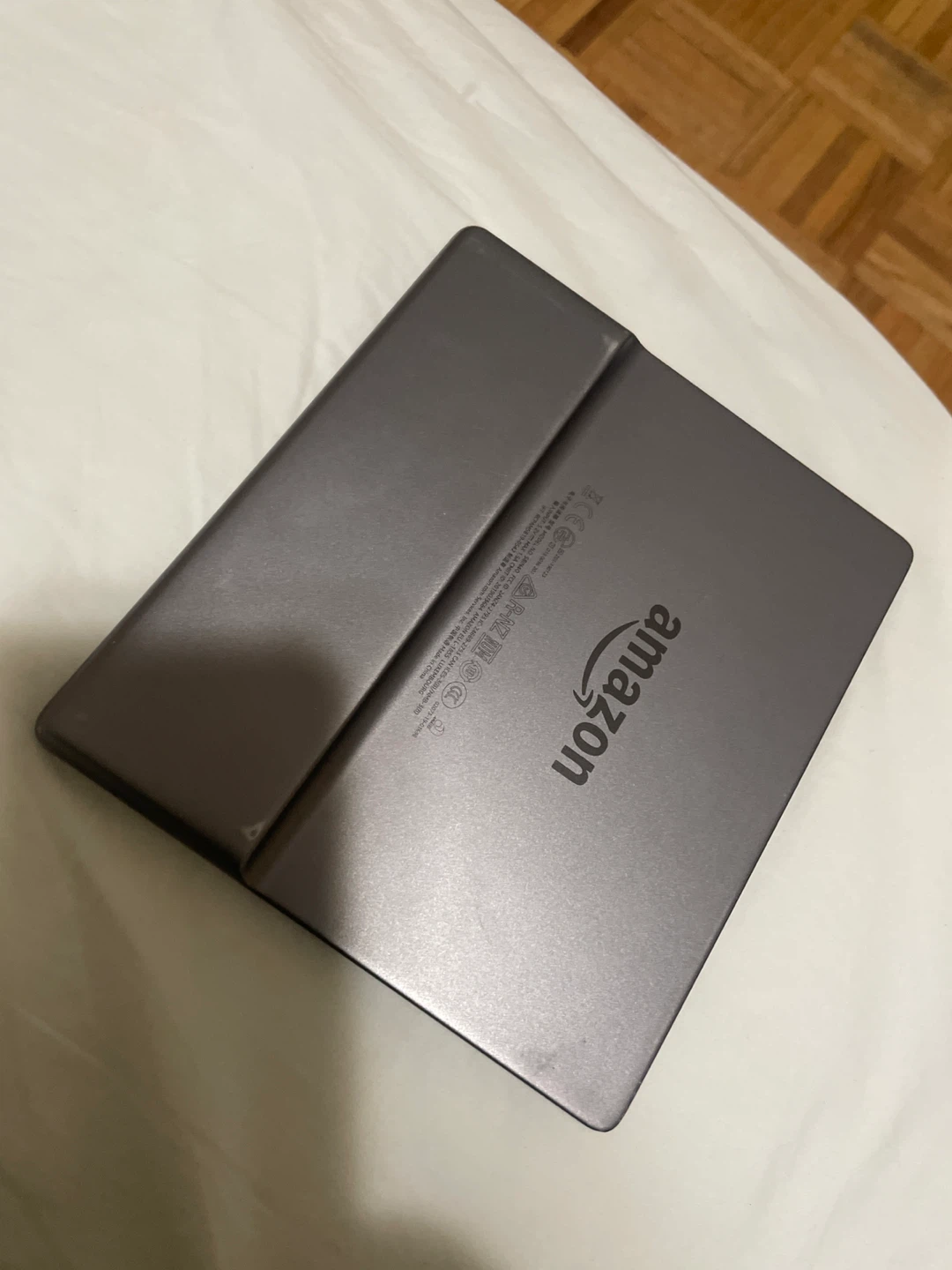 Amazon Kindle Oasis (10th Generation) E-reader - photo 2