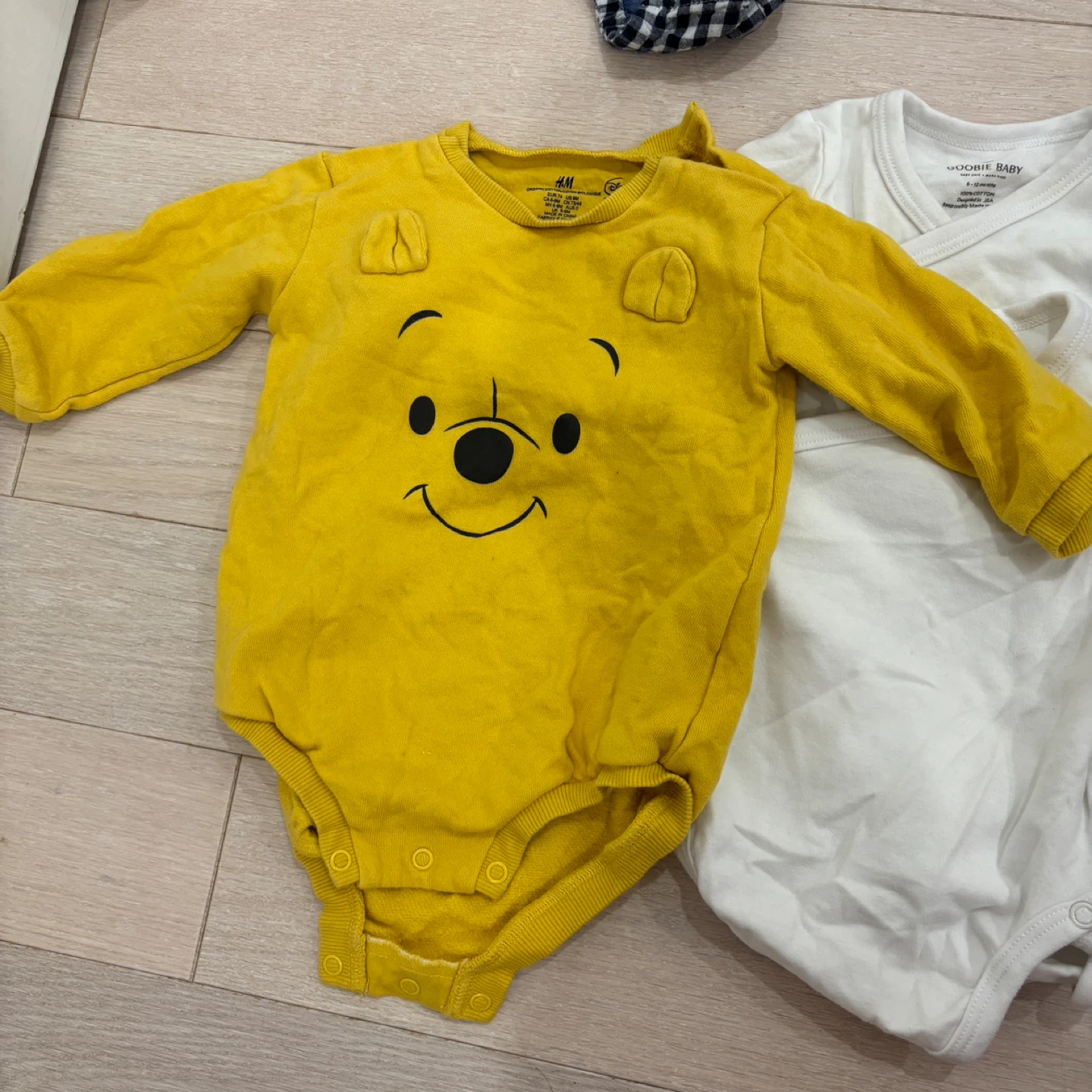 Baby Clothes Bundle 6-12M: Carters, H&M, Gooche Baby - photo 2