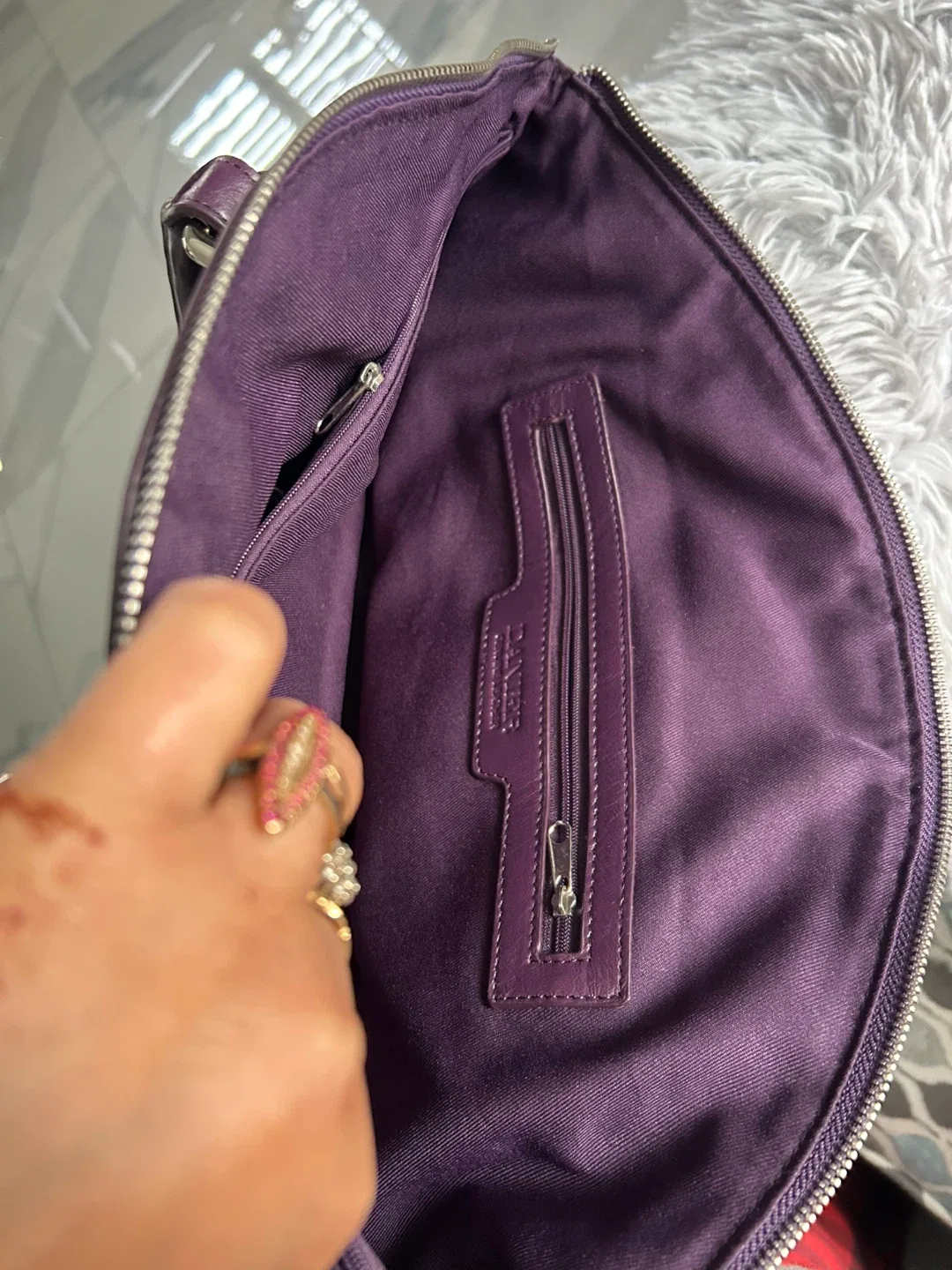 Danier Purple Leather Handbag image indicator(5)