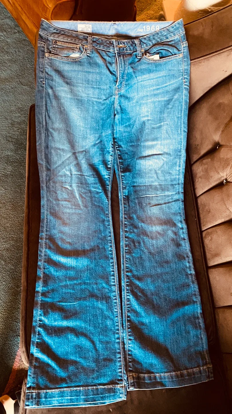 GAP High Rise Vintage Slim Jeans - Size 0/25R