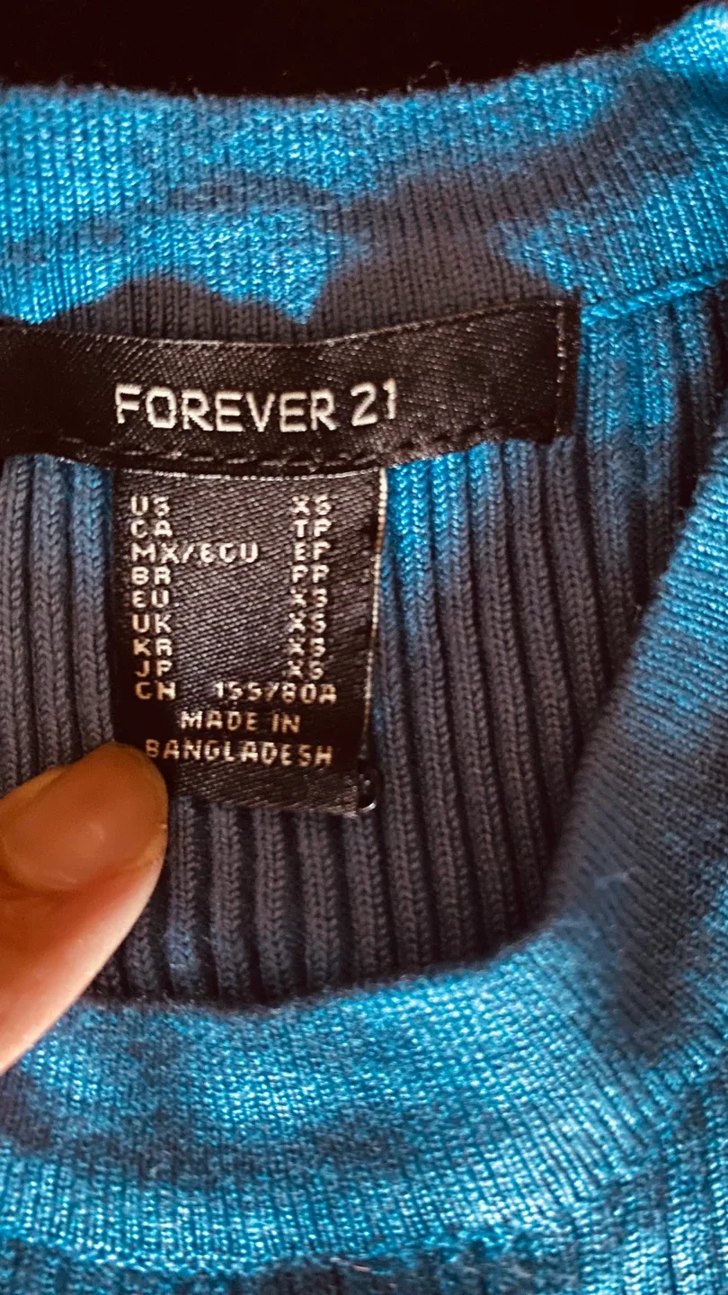 Forever 21 Tops & Dress - Size XS/S image indicator(4)