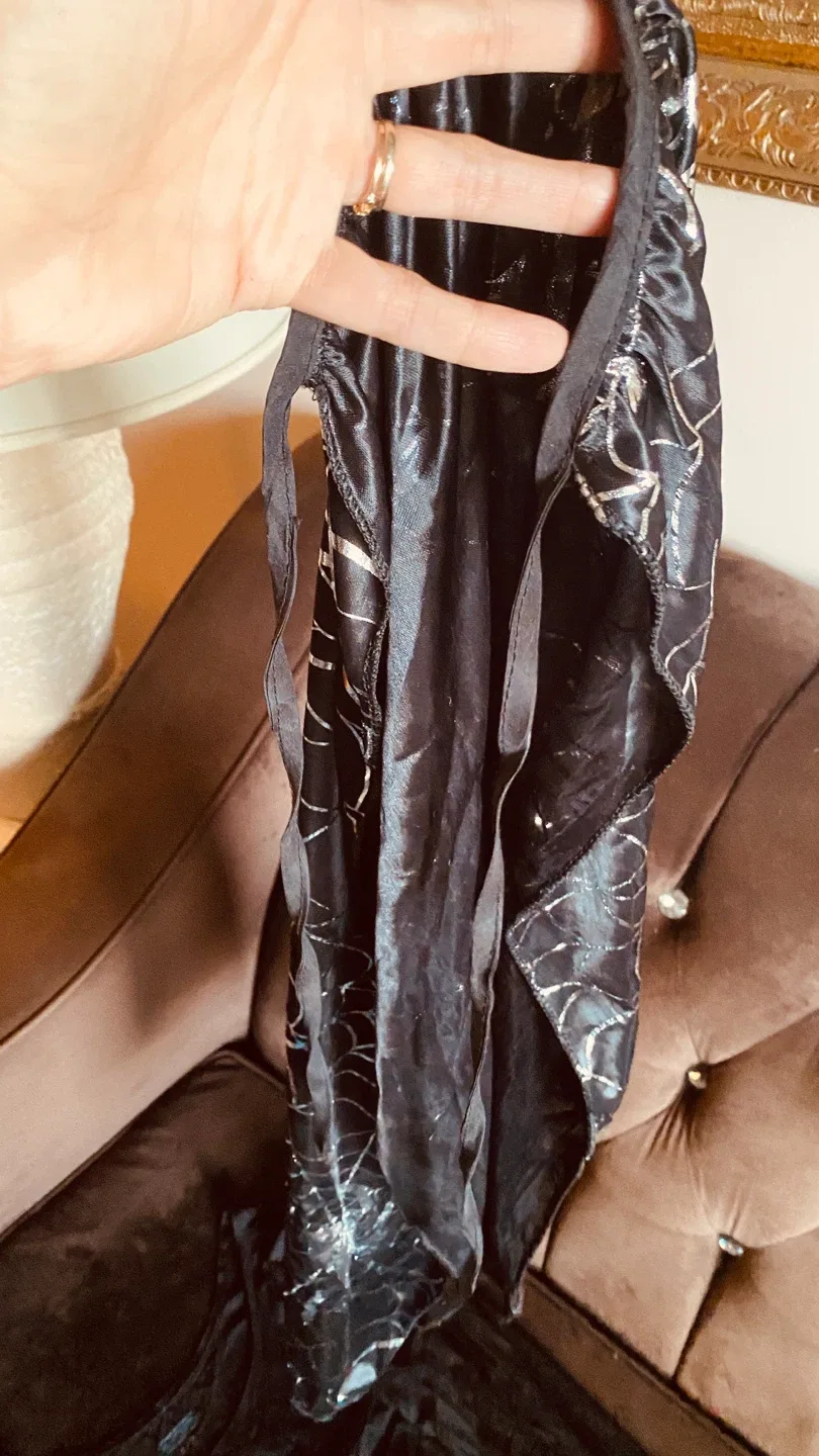 Spiderweb Skirt - Black with Silver Design image indicator(3)