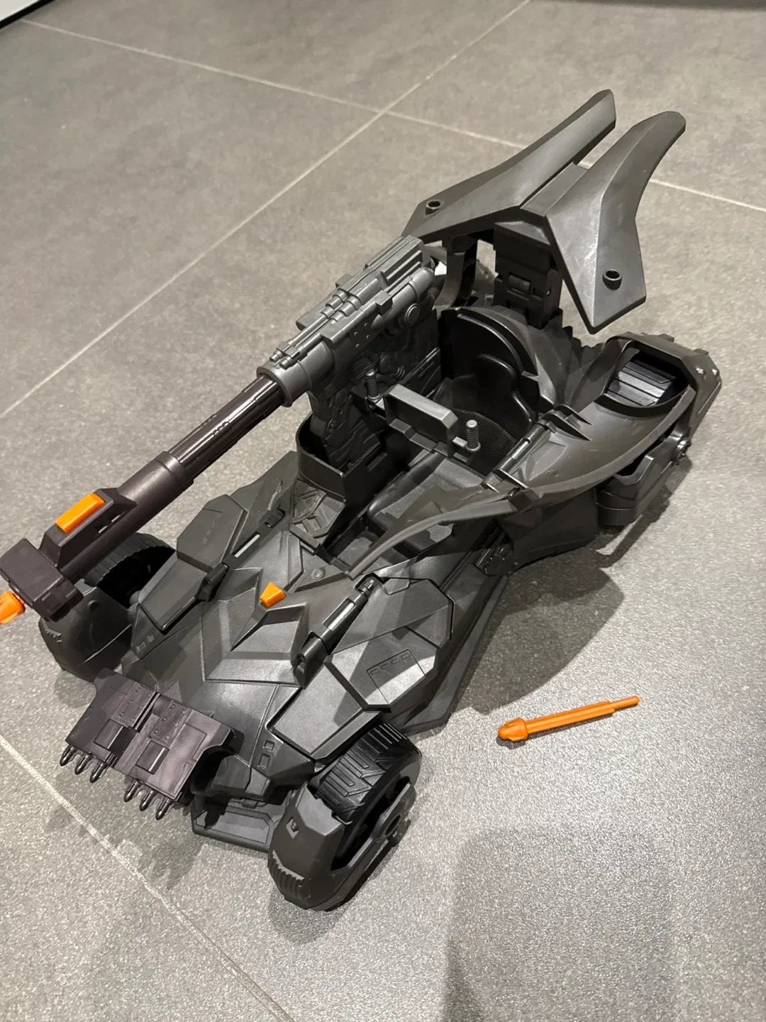 Batmobile Toy Vehicle Justice League Batmobile Die-cast Car image indicator(3)