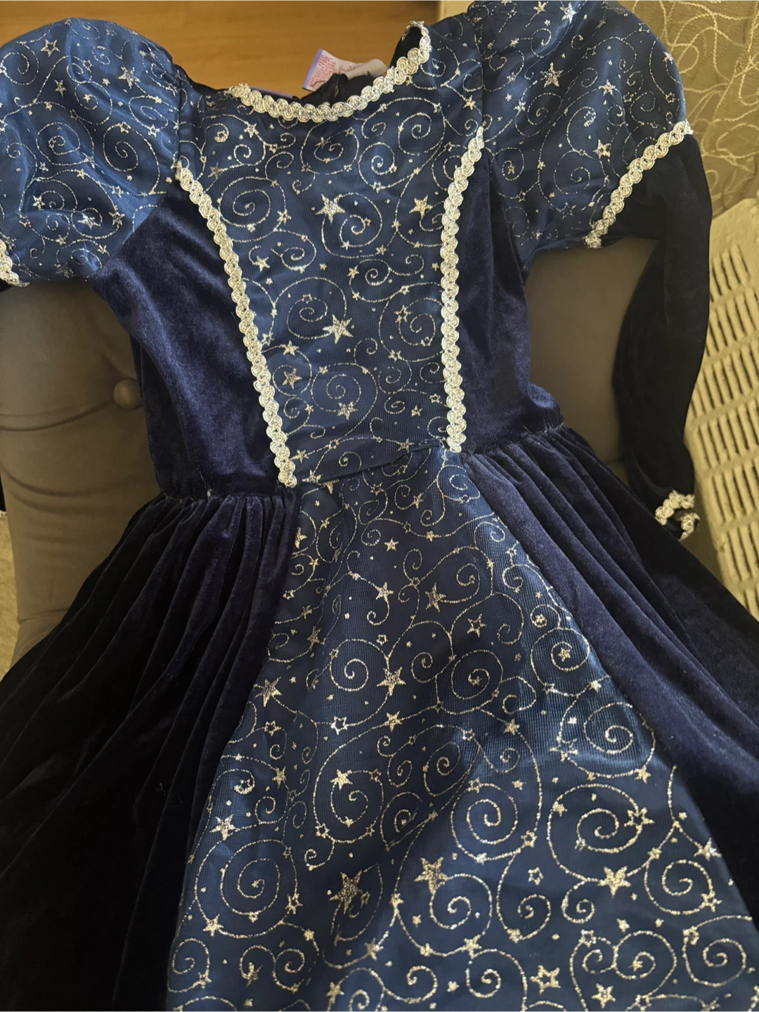 Blue Velvet Princess Dress with Crown - photo 3
