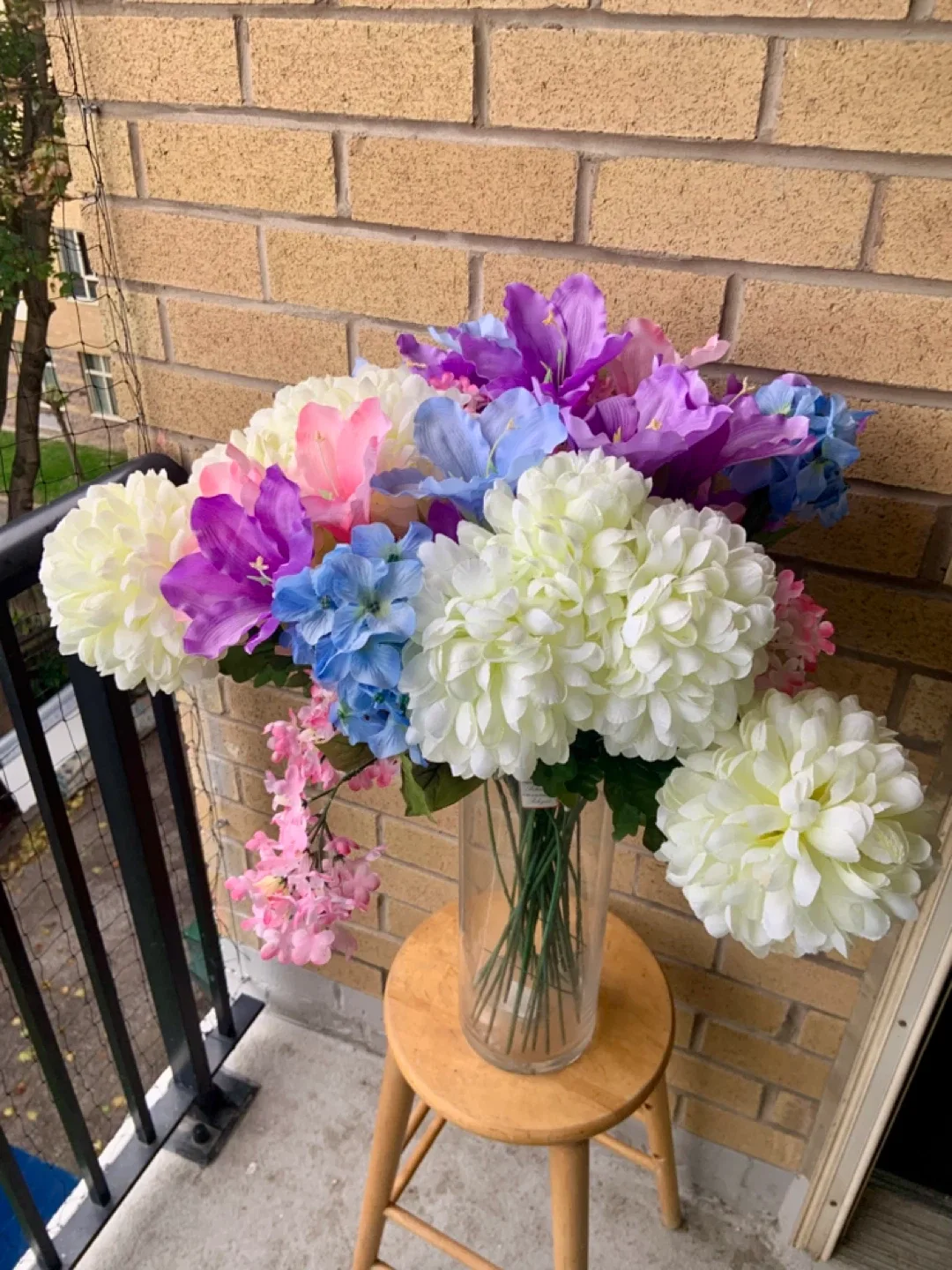 Beautiful Large Artificial Flower Arrangement in tall glass Vase image indicator(3)