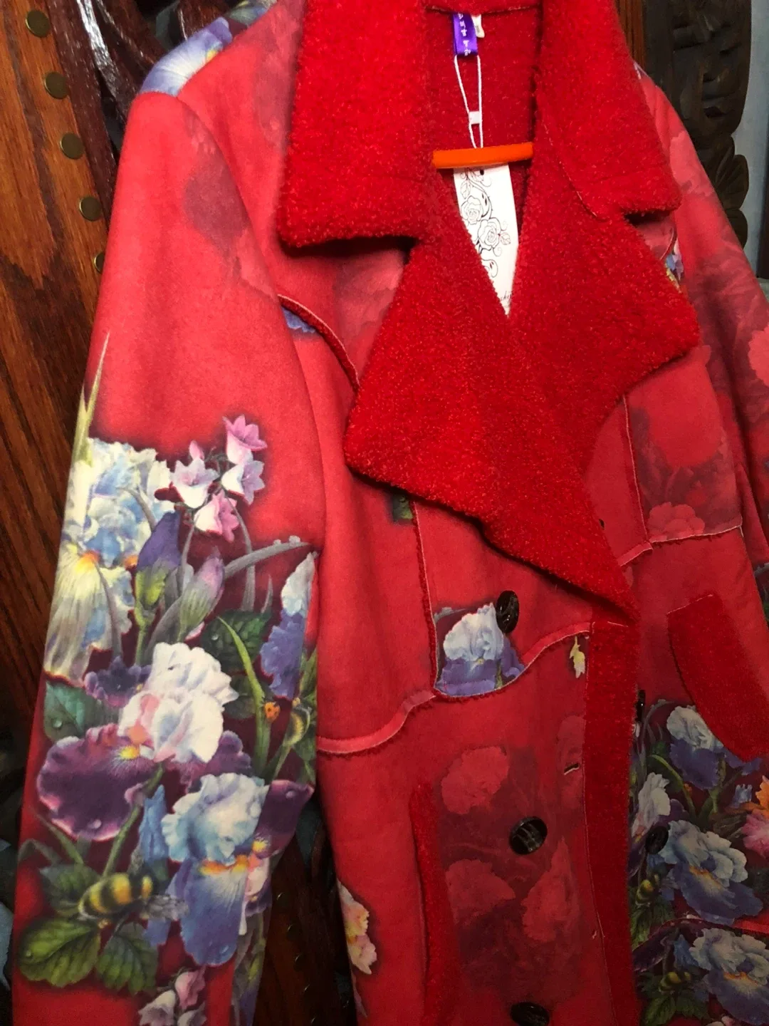 NEW Yafinzhe Red Floral Print Coat Size M/Faux Sheepskin image indicator(8)