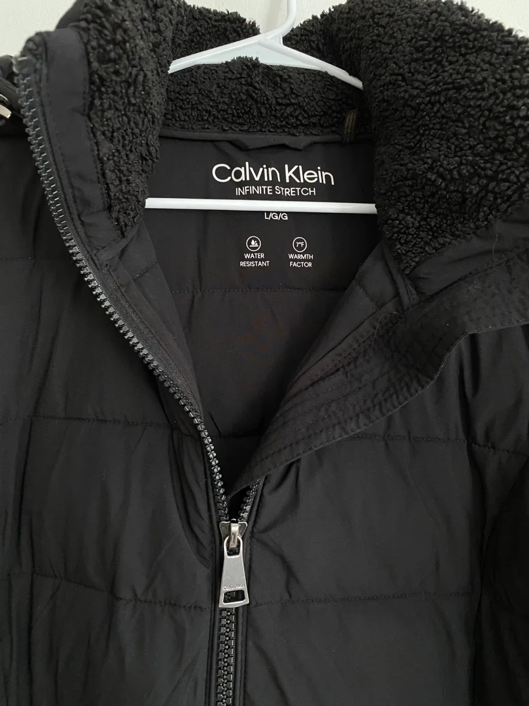 Calvin Klein Infinite Stretch Black Puffer Coat - L/G image indicator(2)