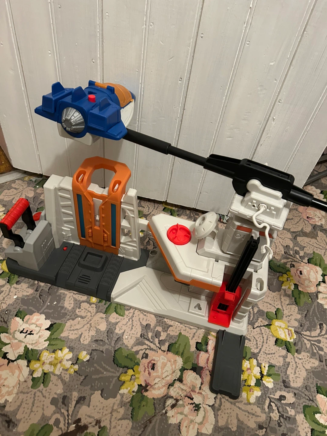 Buz lightyear space command rocket launch toy