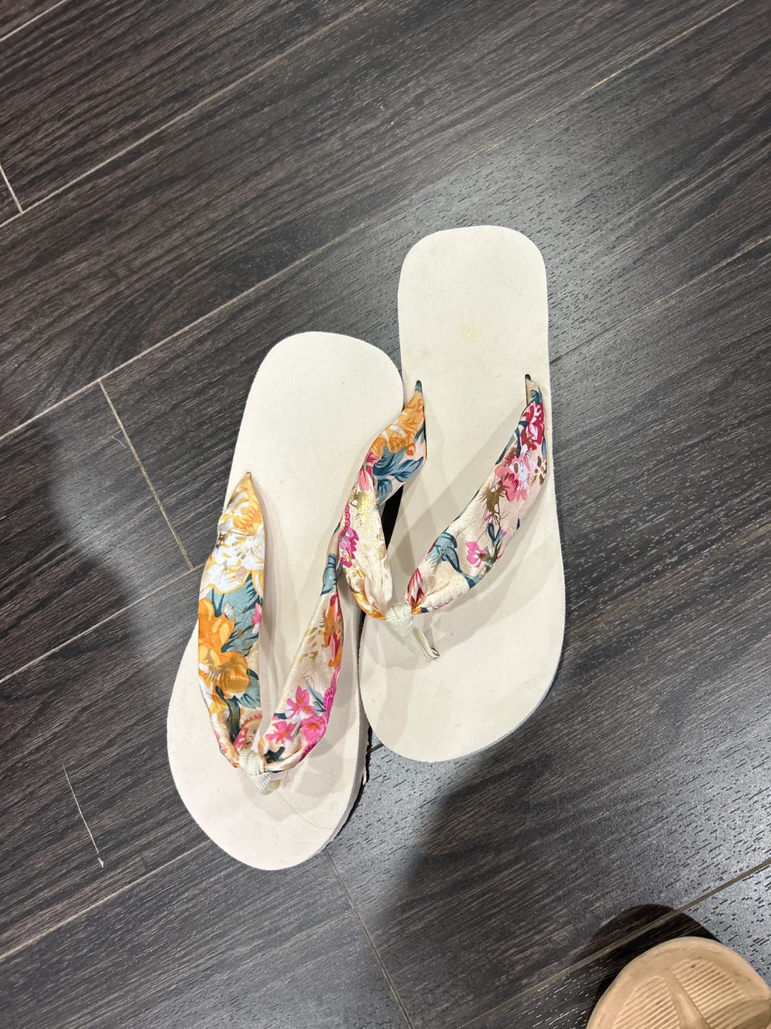 Floral Thong Sandals - Size 81/2