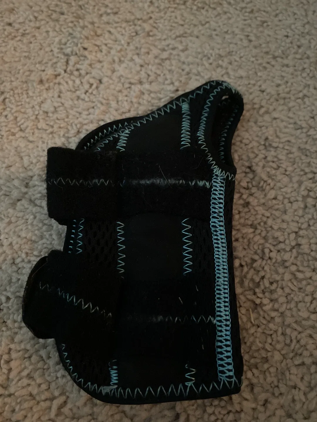 Black Wrist Support thumbnail