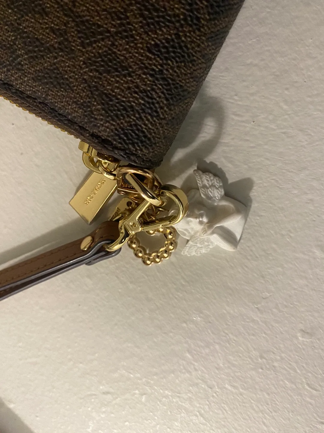 Michael Kors Brown Wallet image indicator(3)