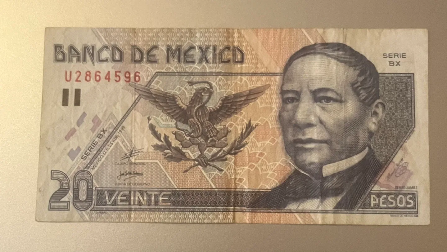 Vintage Banco de Mexico 20 Nuevos Pesos image indicator(2)