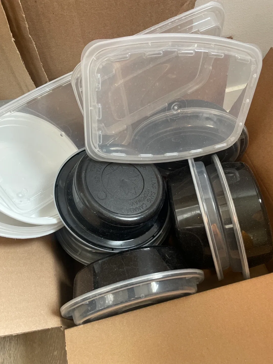 20-30 Mixed Set of Food Storage Containers with lids thumbnail