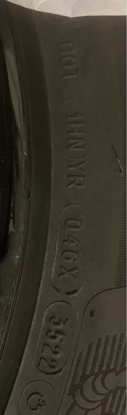 Michelin X-Ice Snow Tires 225/55R18 on Rims image indicator(6)