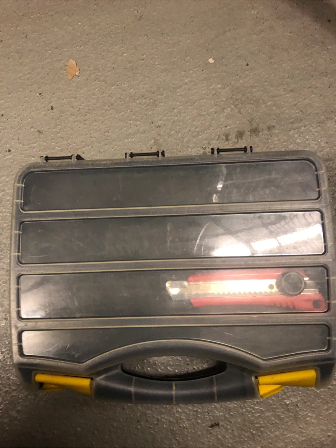 Toolbox with Hardware image indicator(3)