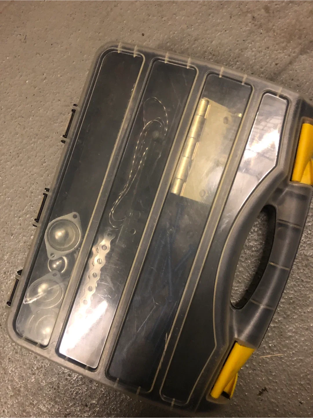 Toolbox with Hardware image indicator(2)