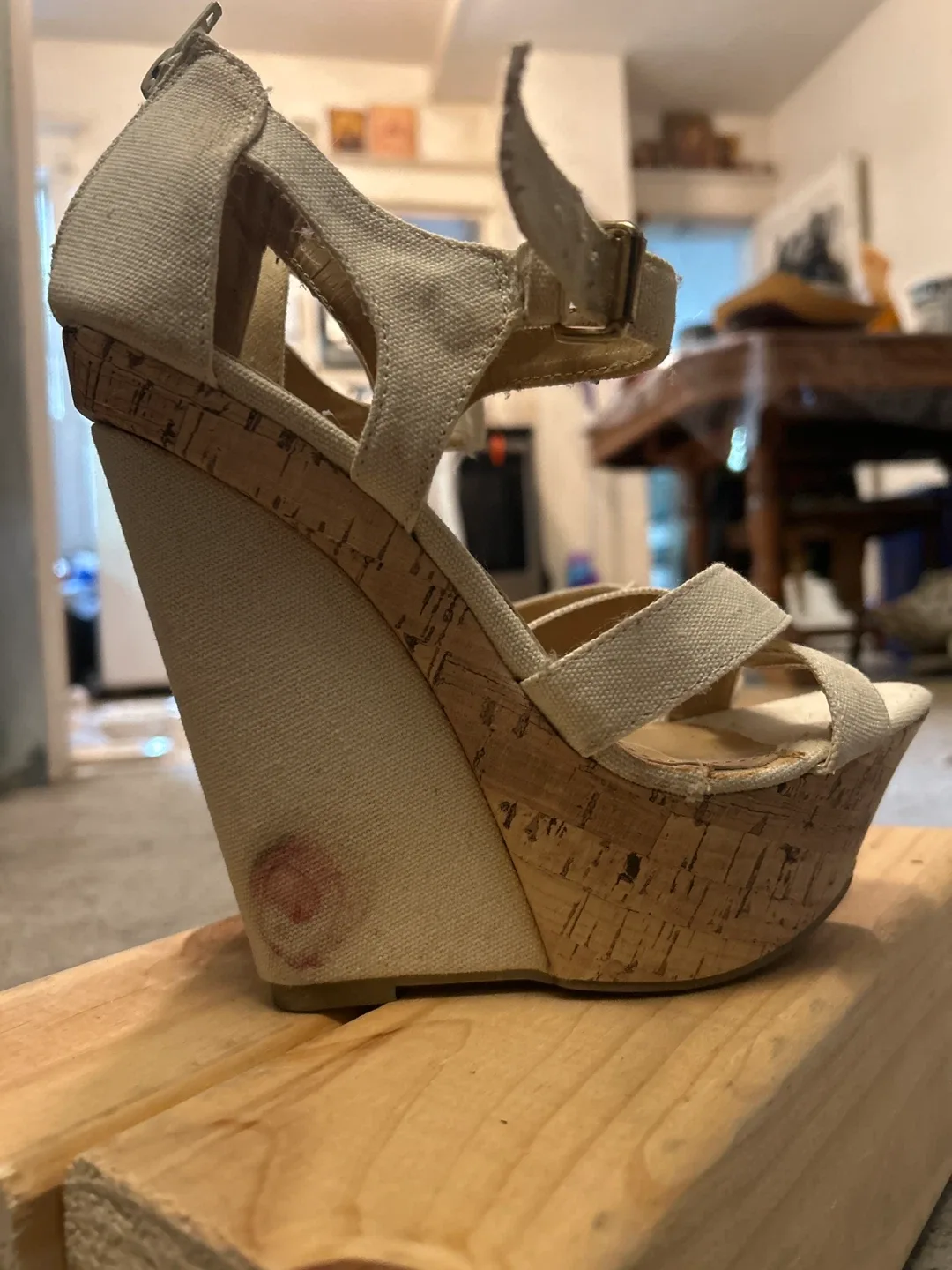 ShoeDazzle Wedge Heels - Size 8 image indicator(4)