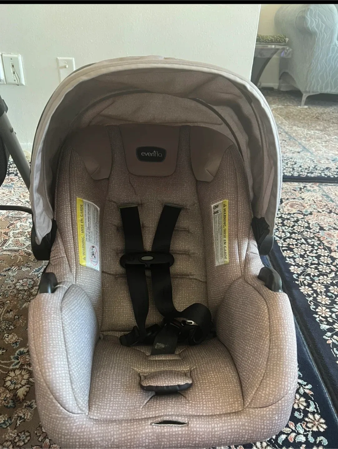 Evenflo Pivot Modular Travel System - Desert Tan image indicator(3)