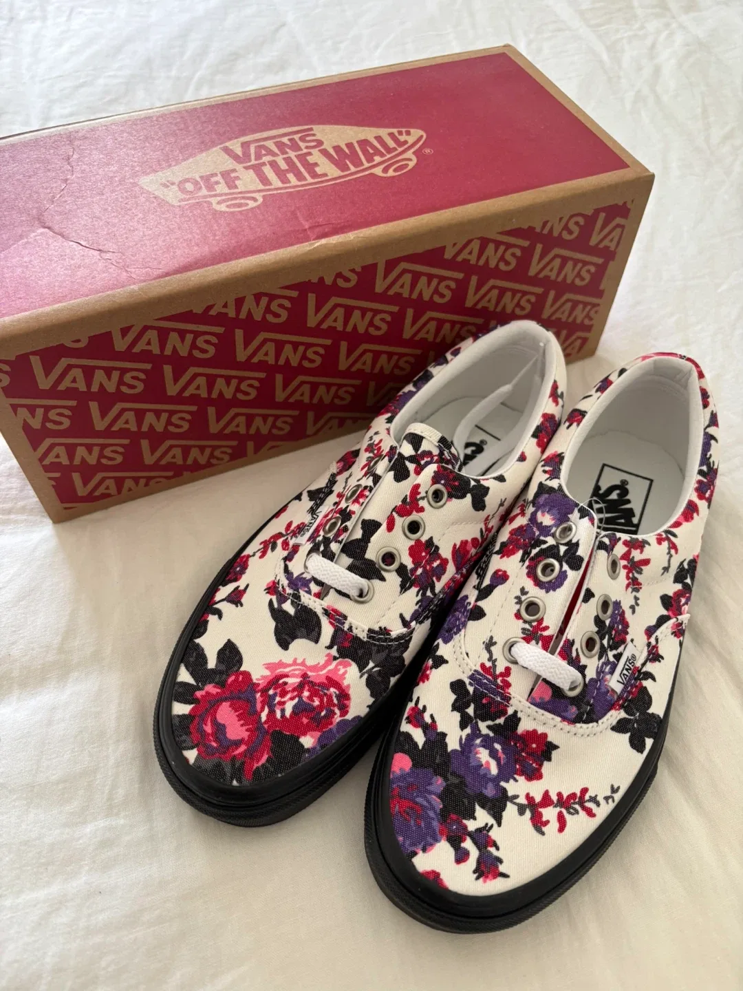 Vans Floral Print Sneakers with Box thumbnail