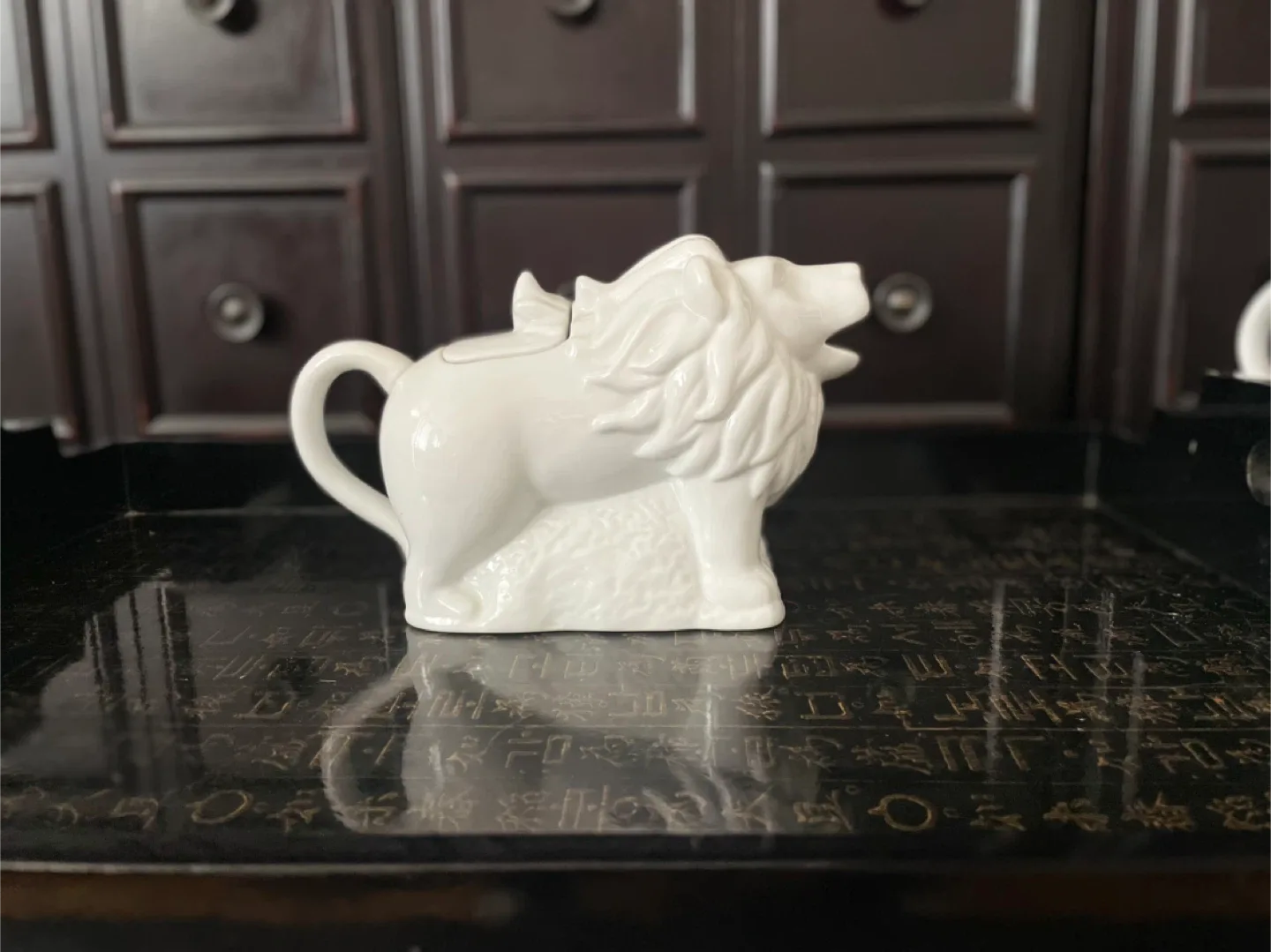 Animal Shaped Teapots Collection - White Ceramic image indicator(2)