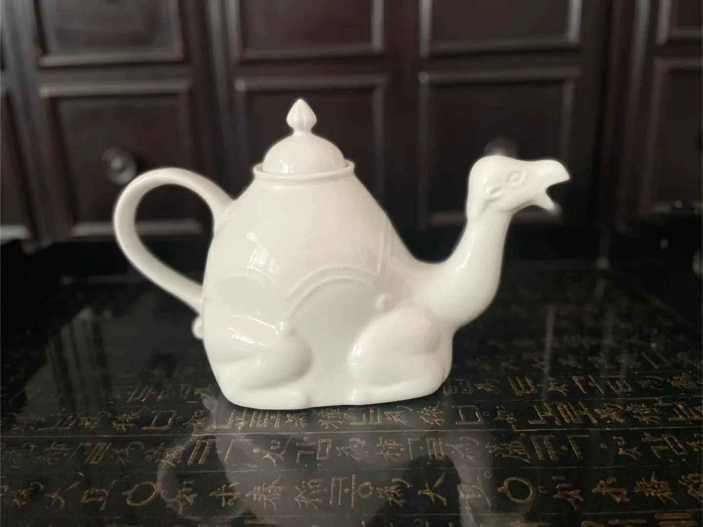 Animal Shaped Teapots Collection - White Ceramic image indicator(4)