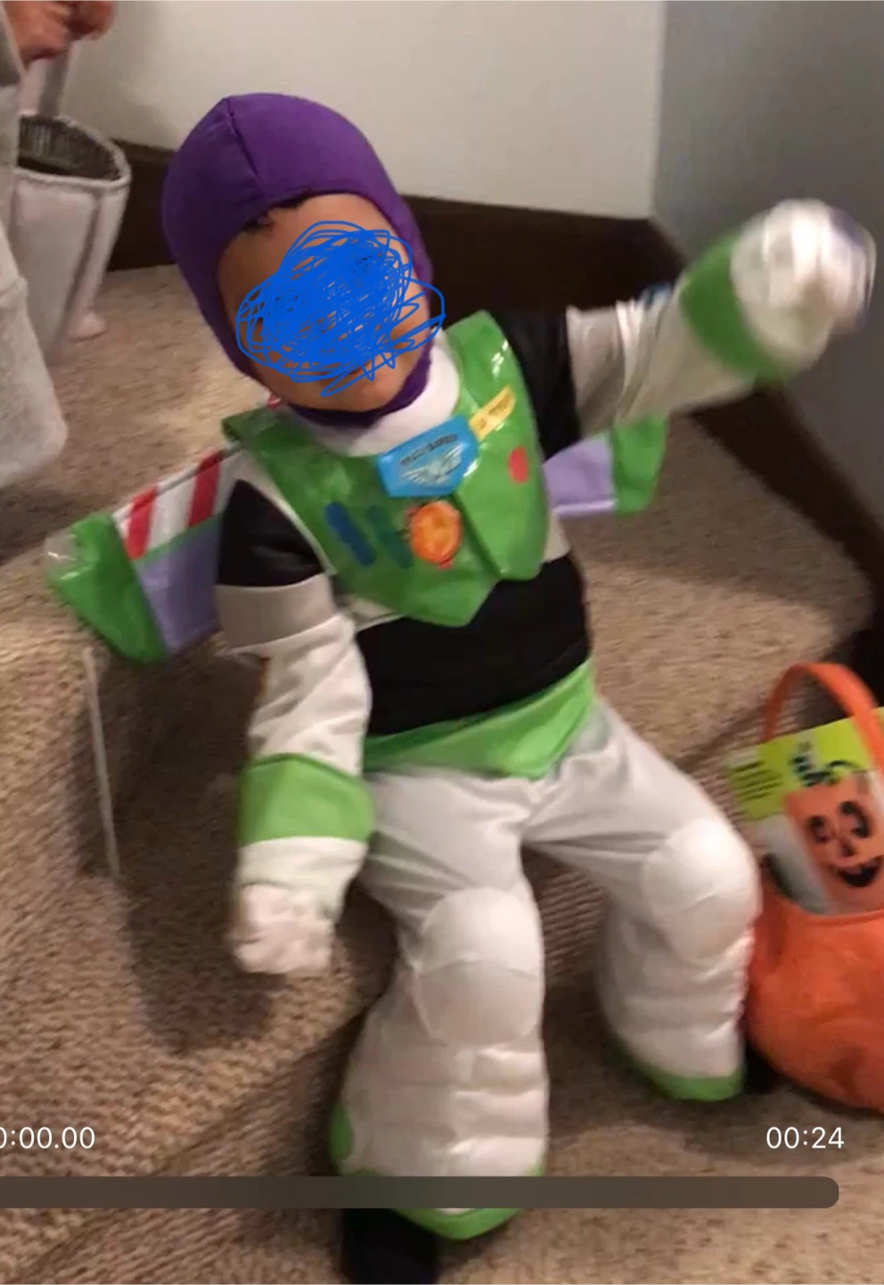 Disney Toy Story Buzz Lightyear Costume, Up to 3T - photo 5
