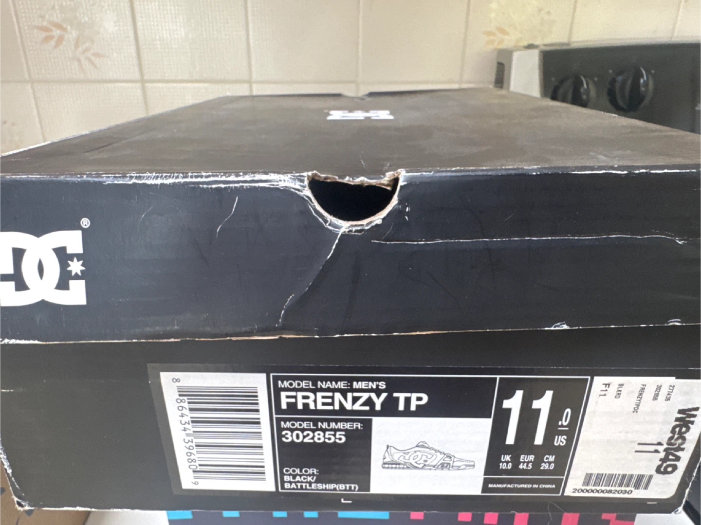DC Frenzy TP Men's Shoes Box Size 11 - photo 2