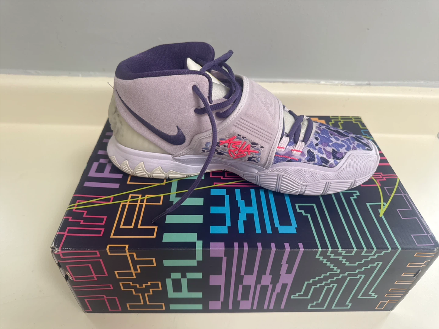 Nike Kyrie 6 AI Barely Grape US 11