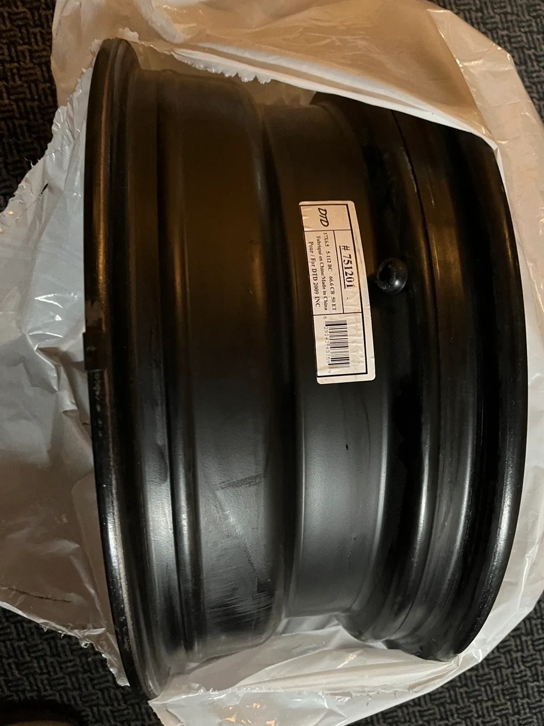 17’ Wheel Rims-Black- Steel ( set of 4) image indicator(3)