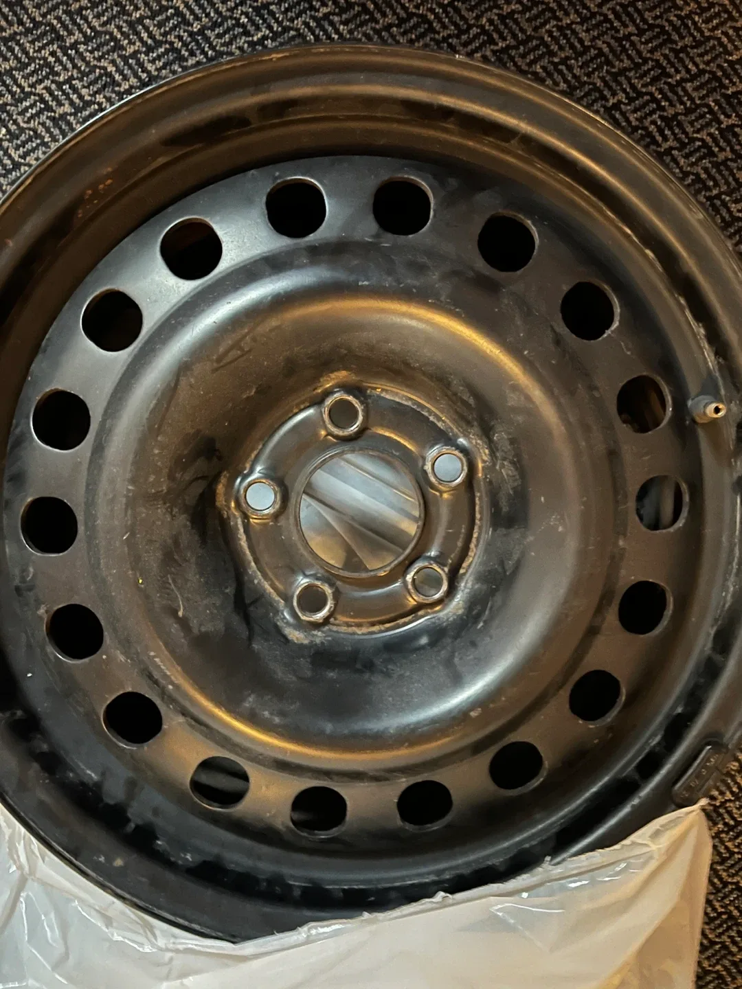 17’ Wheel Rims-Black- Steel ( set of 4) image indicator(2)