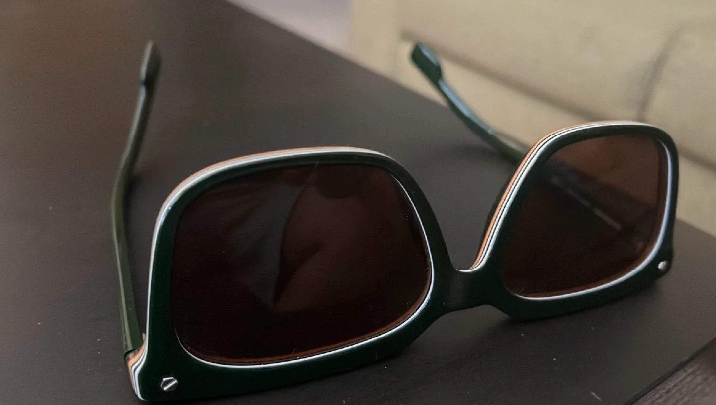 Burberry B 4337 Green Sunglasses image indicator(2)