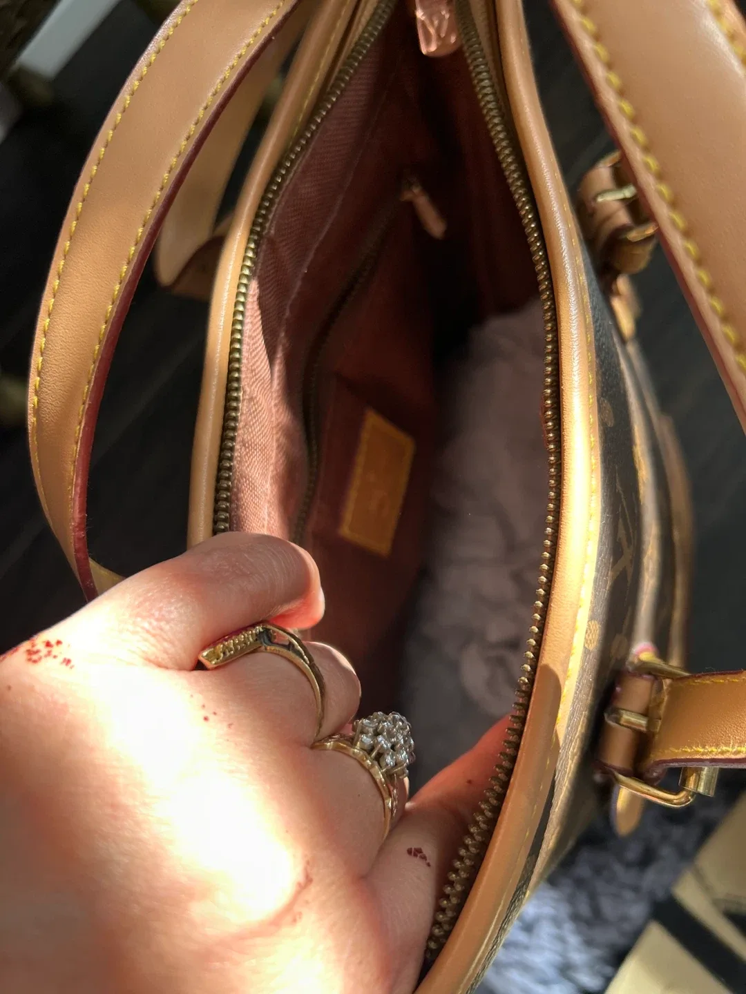 Louis Vuitton Monogram Bucket Bag image indicator(3)