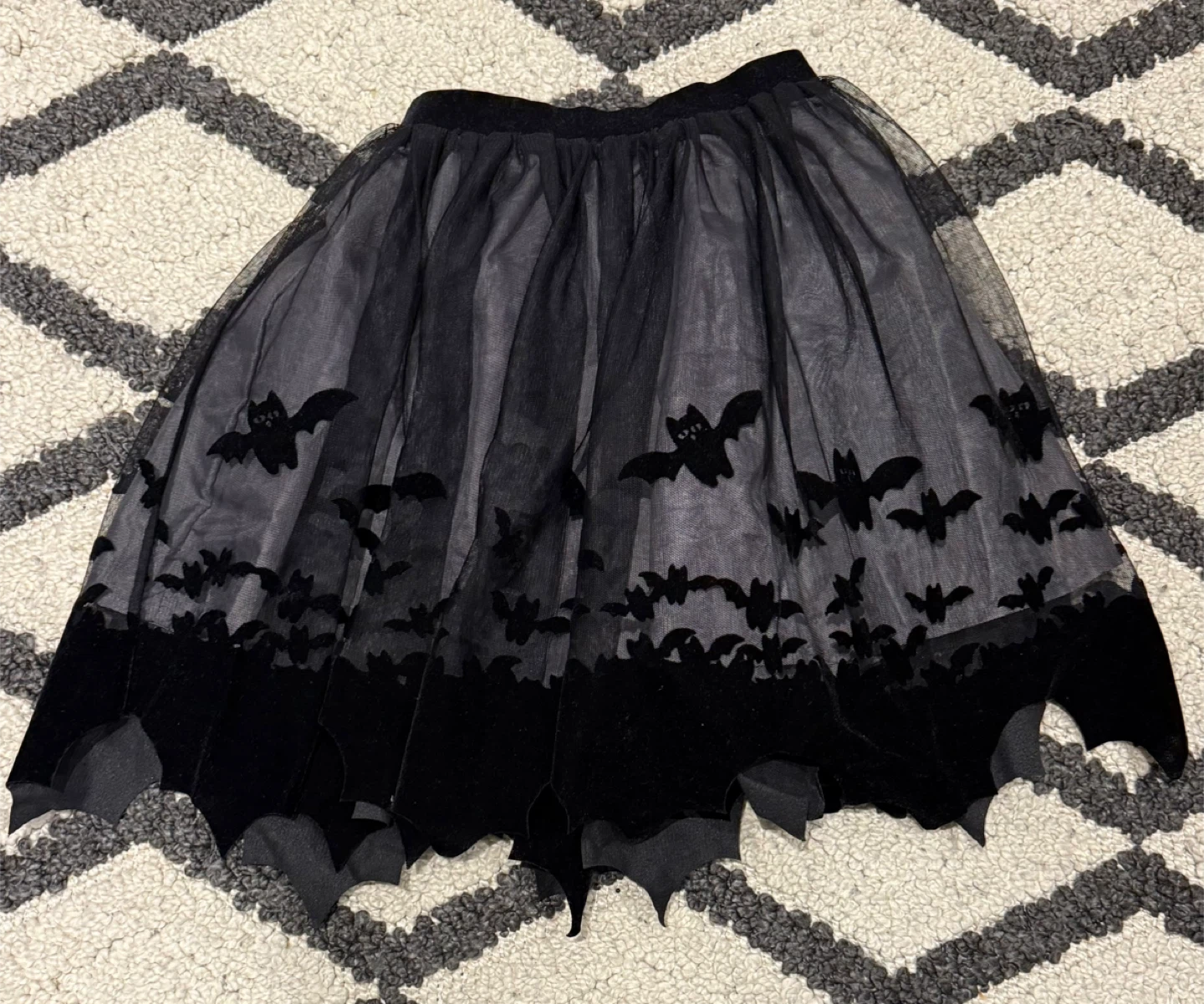 H&M Black Bat Halloween Tulle Skirt Size 4-6Y - photo 3