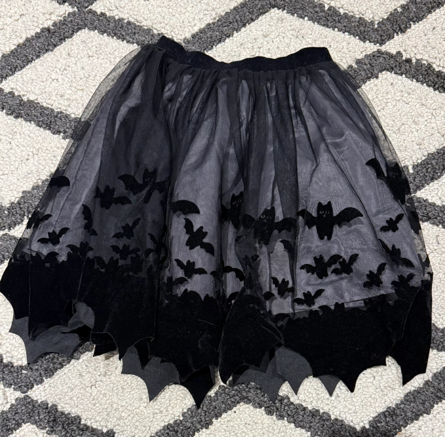 H&M Black Bat Halloween Tulle Skirt Size 4-6Y - photo 2
