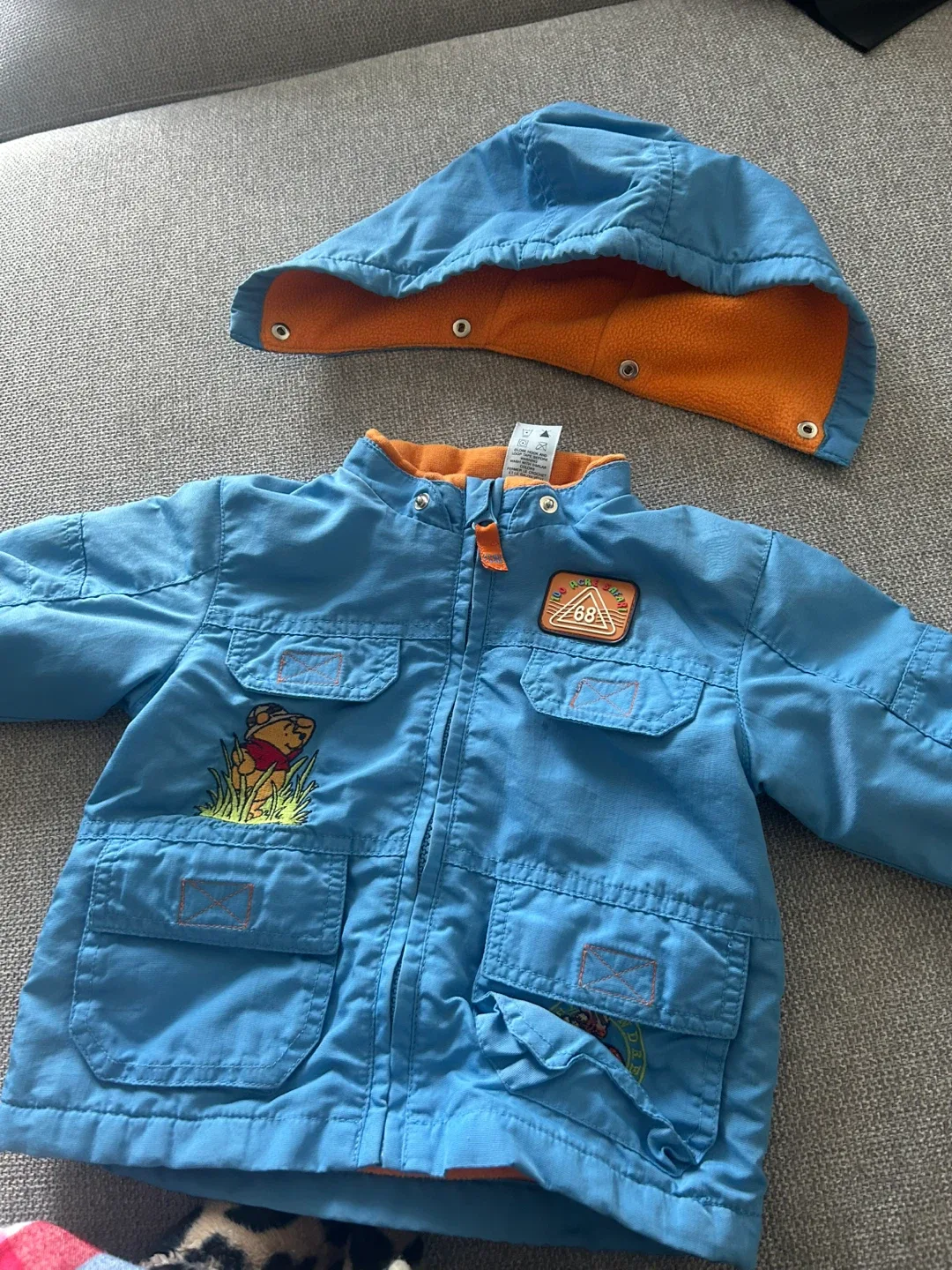 Vintage Winnie the Pooh jacket 12months image indicator(5)