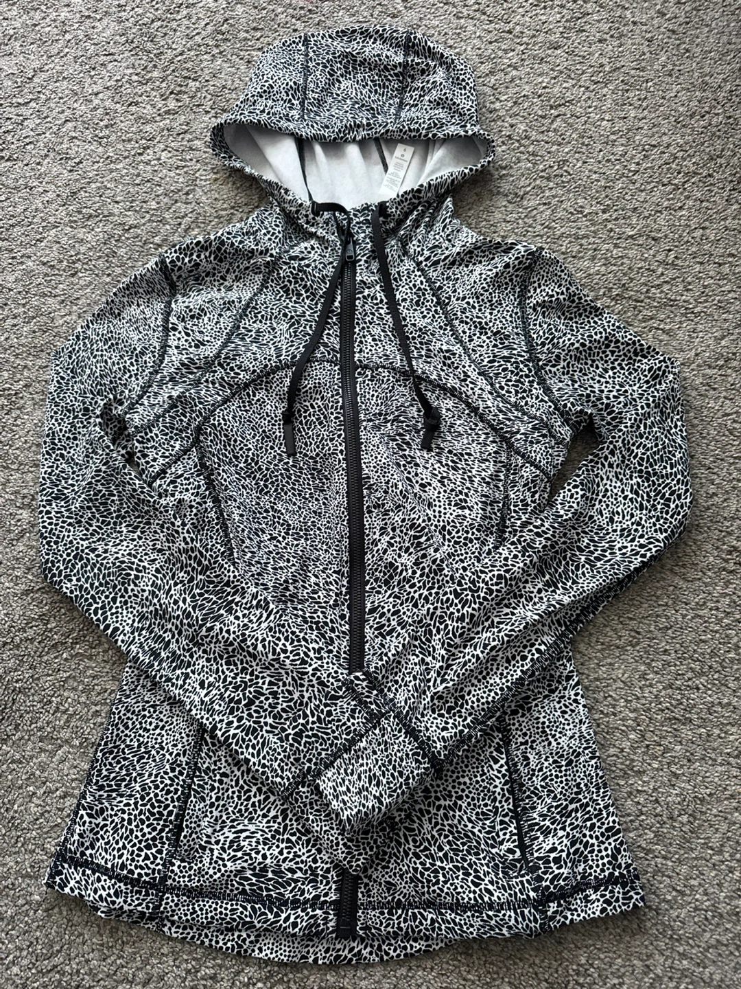 Lululemon Define Jacket Size 6