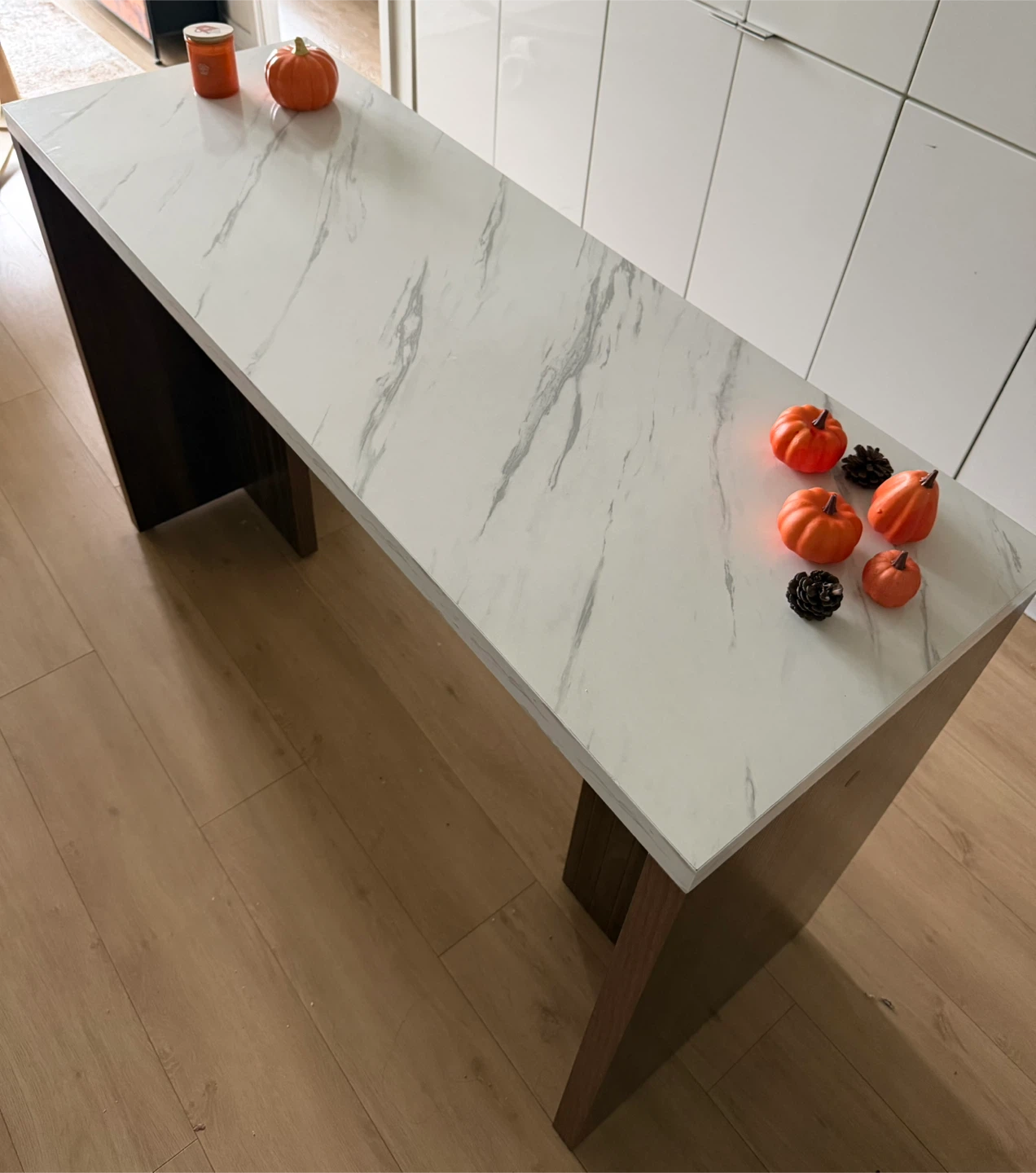 Bar Table