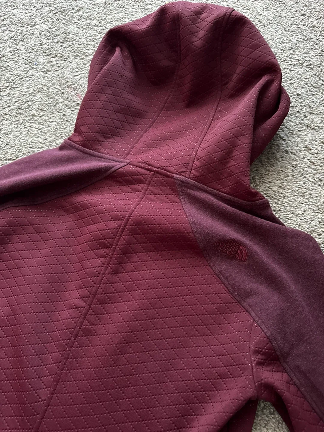 The North Face Women's Quilted Jacket - Size S image indicator(6)