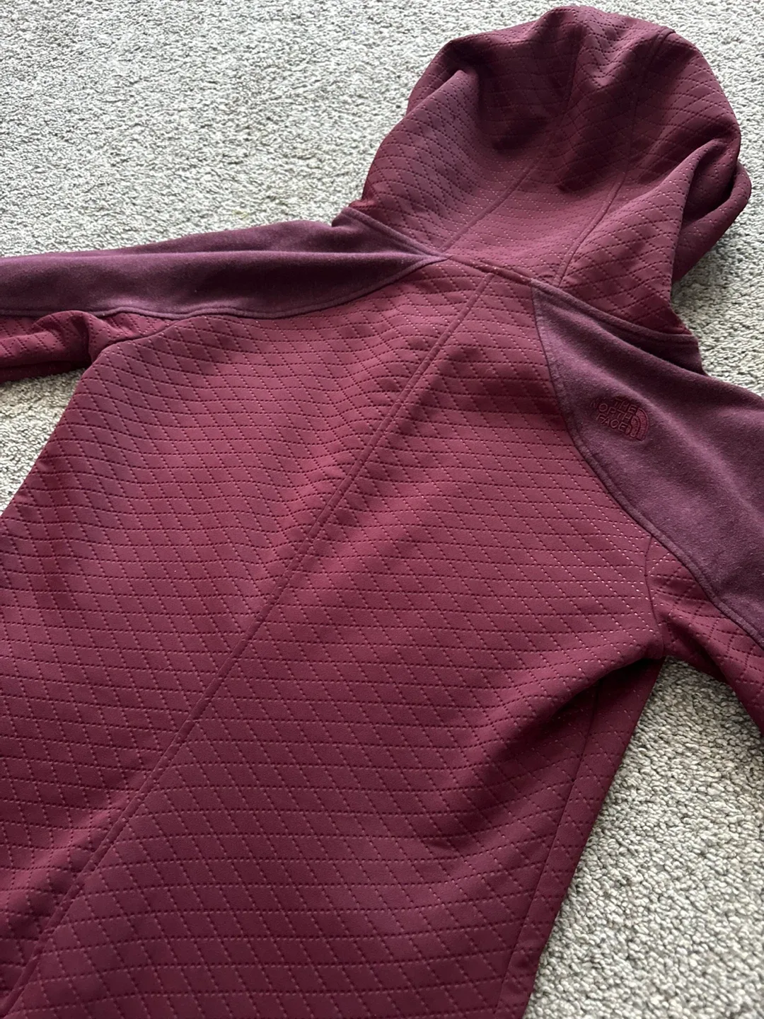 The North Face Women's Quilted Jacket - Size S image indicator(8)