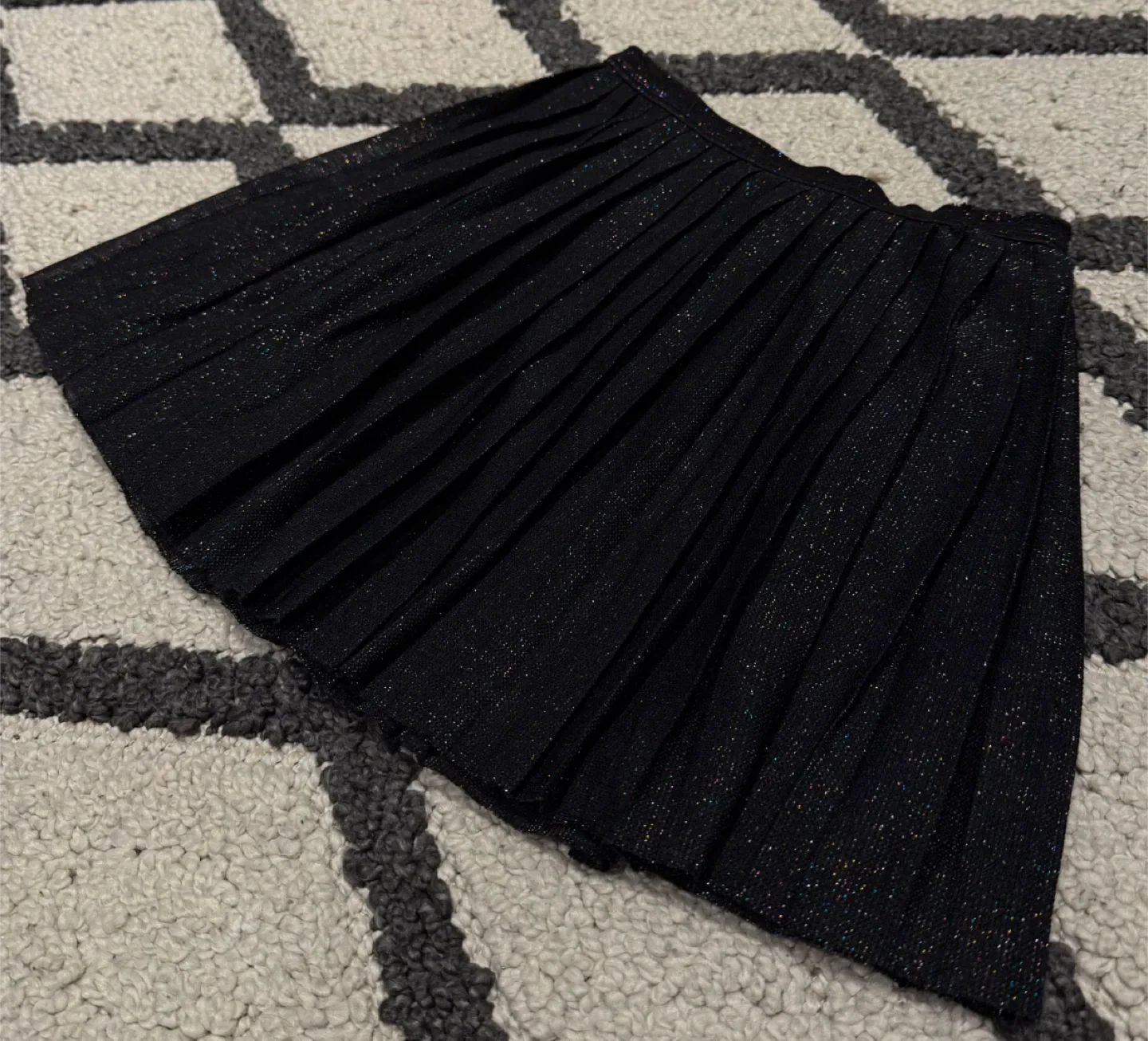Zara Black Sparkly Pleated Skirt - Size 6-7 120cm thumbnail