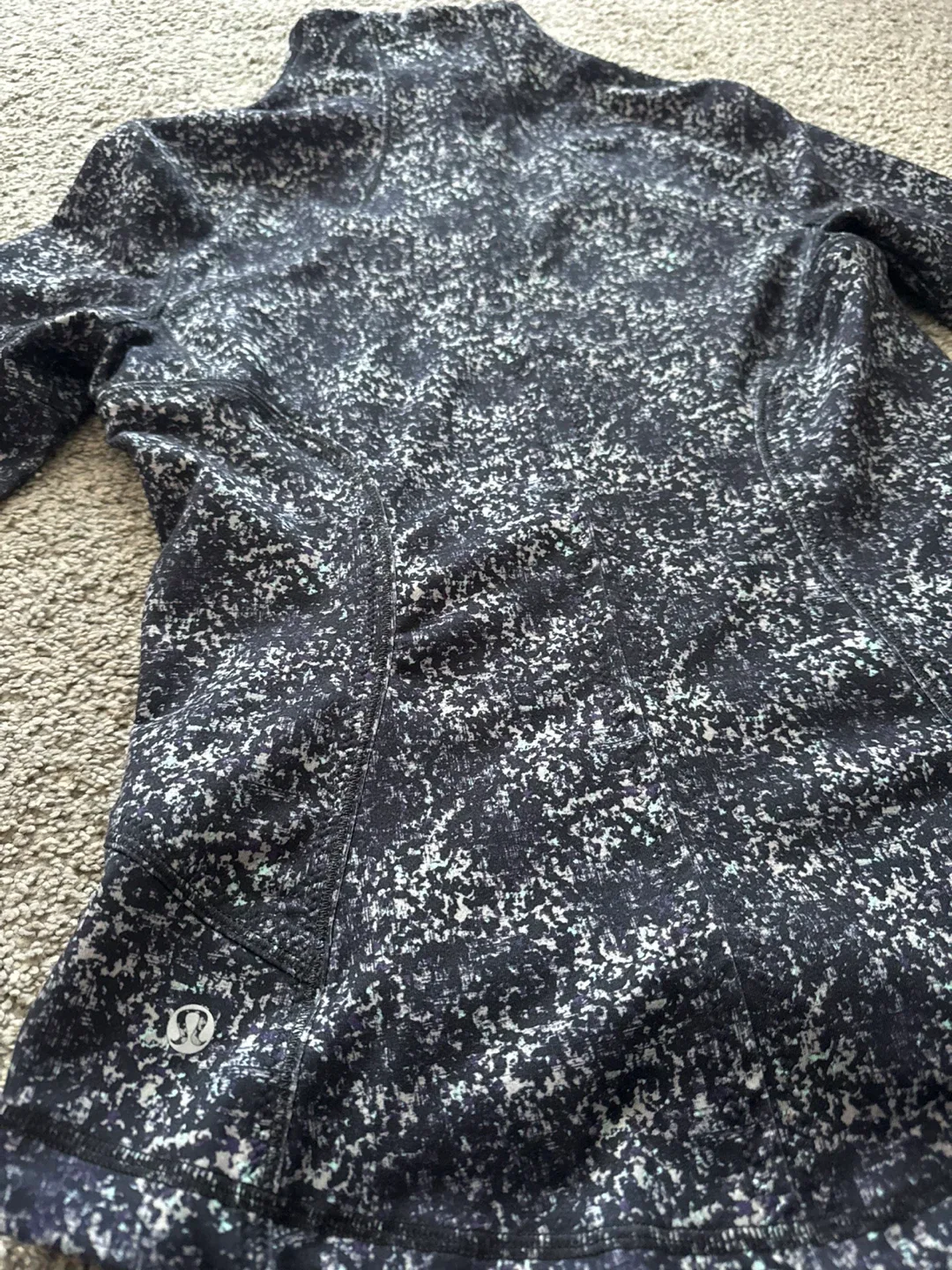 Lululemon Define Jacket - Black/White image indicator(5)