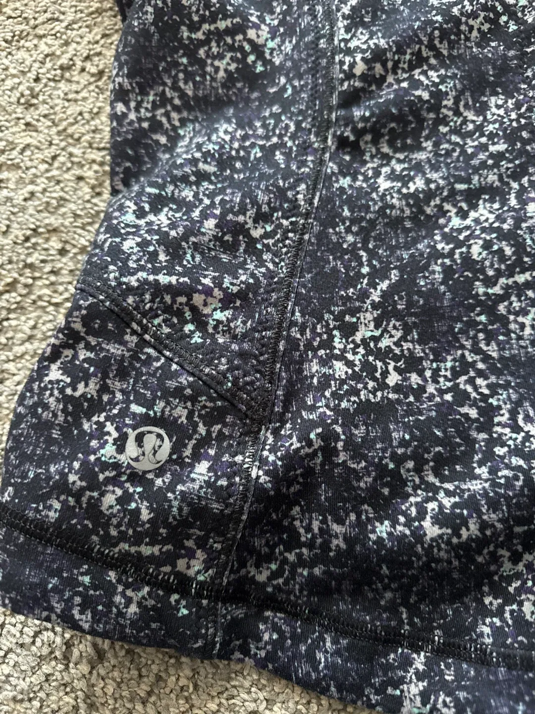 Lululemon Define Jacket - Black/White image indicator(6)