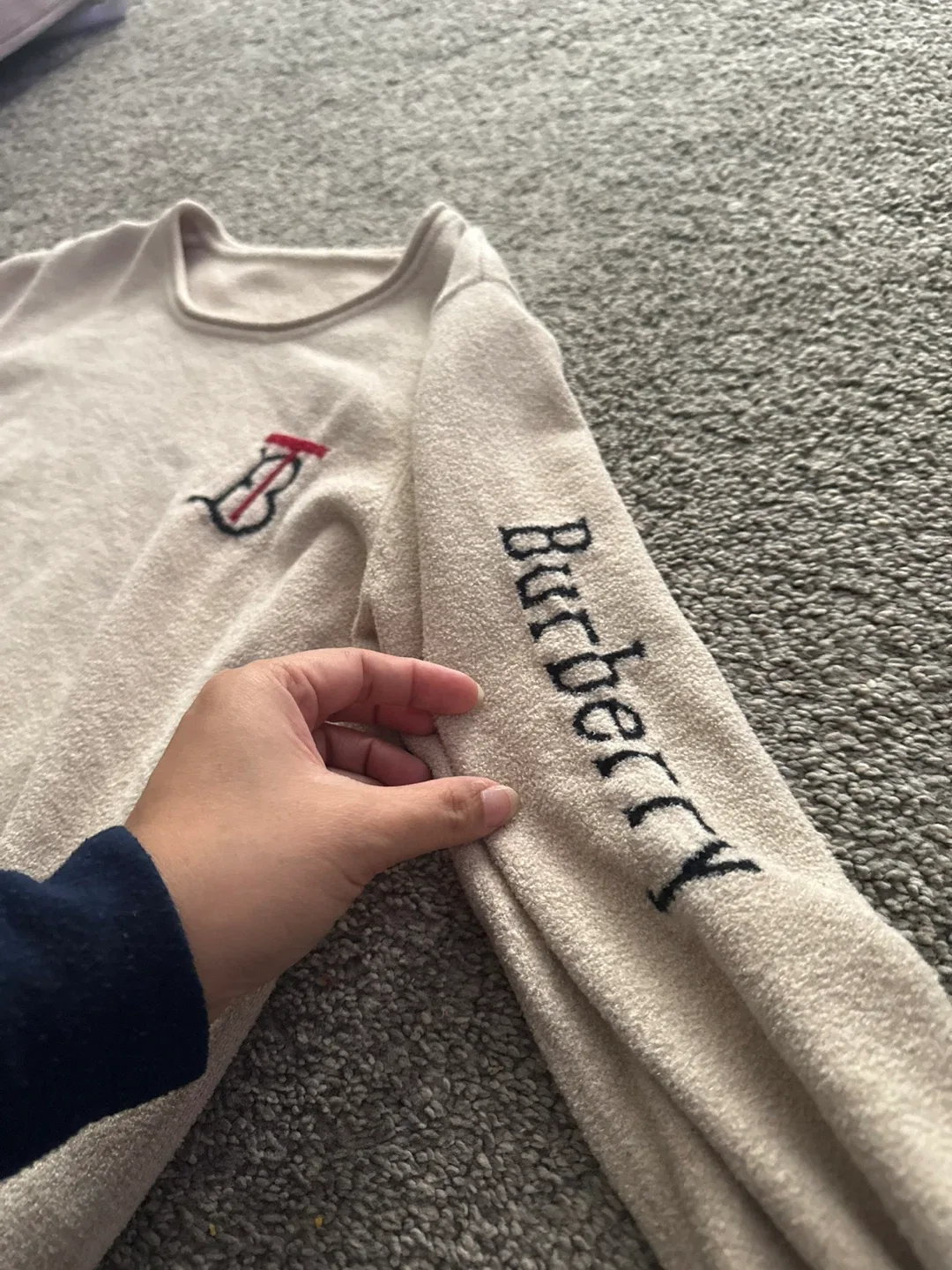 Burberry Embroidered Logo Crewneck Sweater image indicator(2)
